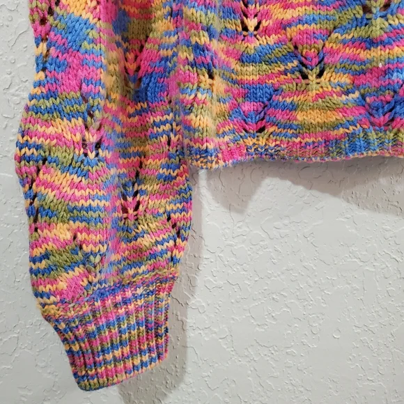 NWT Wild Fable Knit Colorful Cropped Sweater Med - Picture 2 of 9